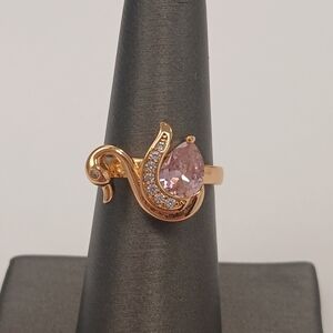 New 18k Yellow Gold Plated Swan Ring With Pink Crystal, Crystal Eyes Size 6